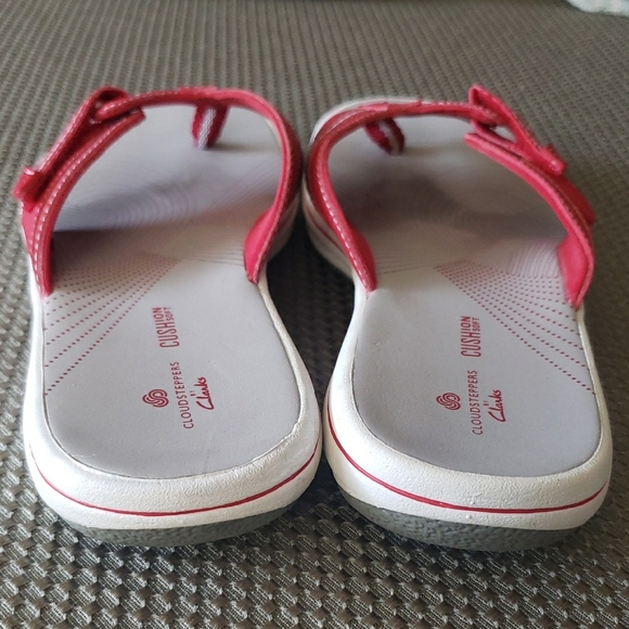 Clarks Women's Red and White Sandals - Picture 6 of 6